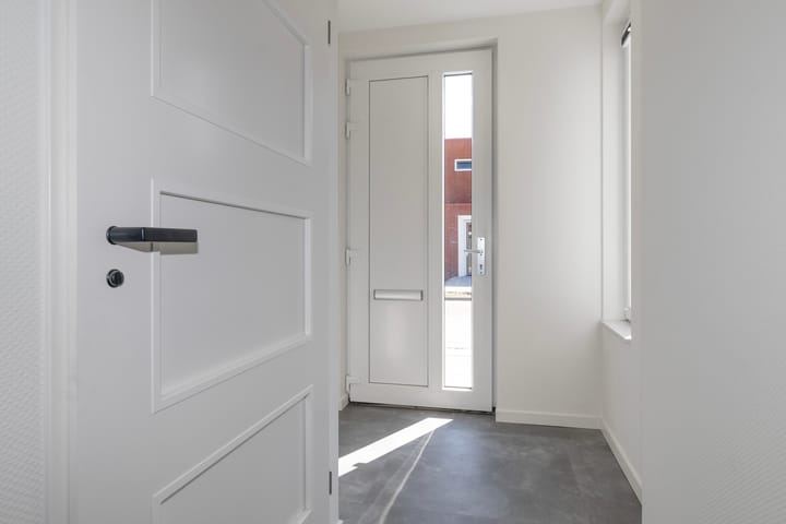 Foto 8 van Houwerdastraat 10