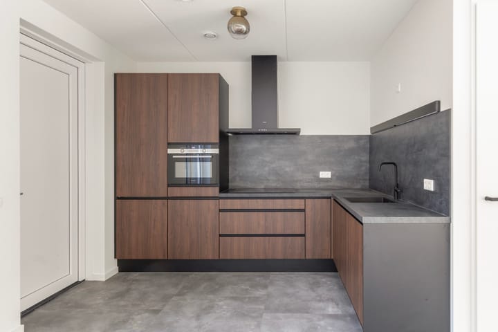 Foto 13 van Houwerdastraat 10