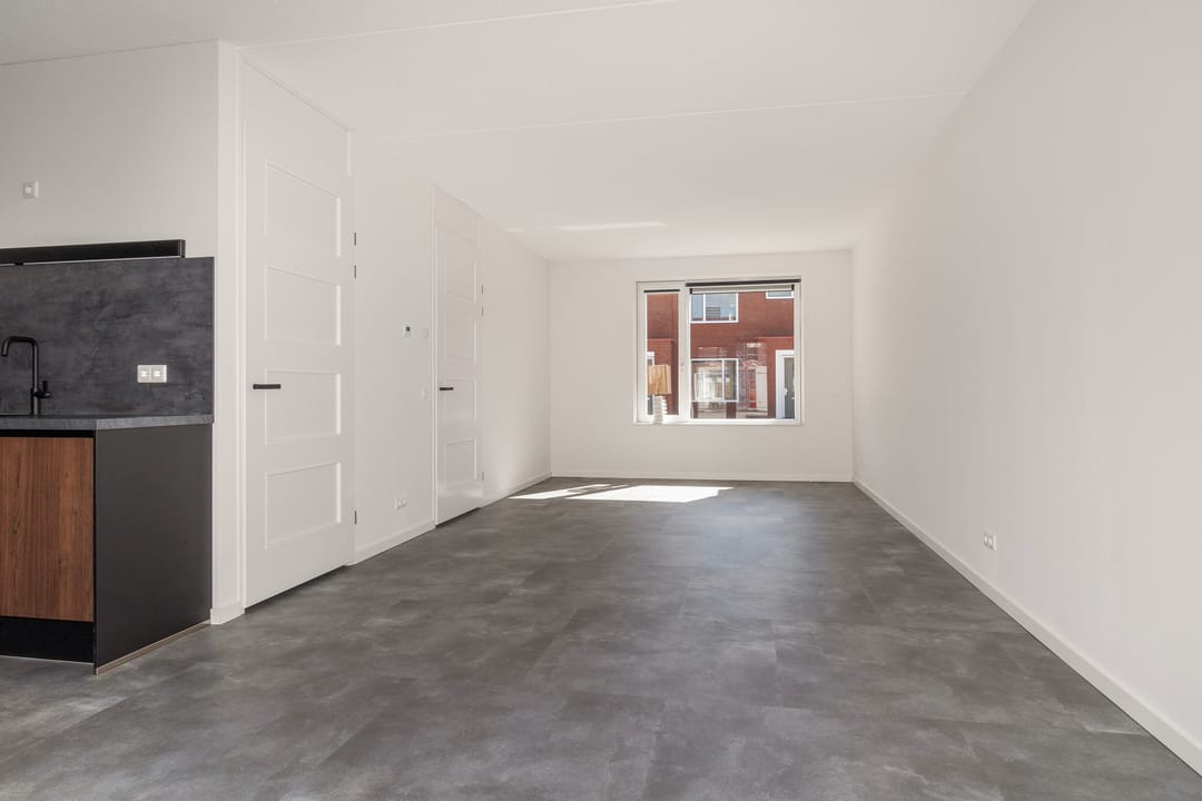 Foto 16 van Houwerdastraat 10