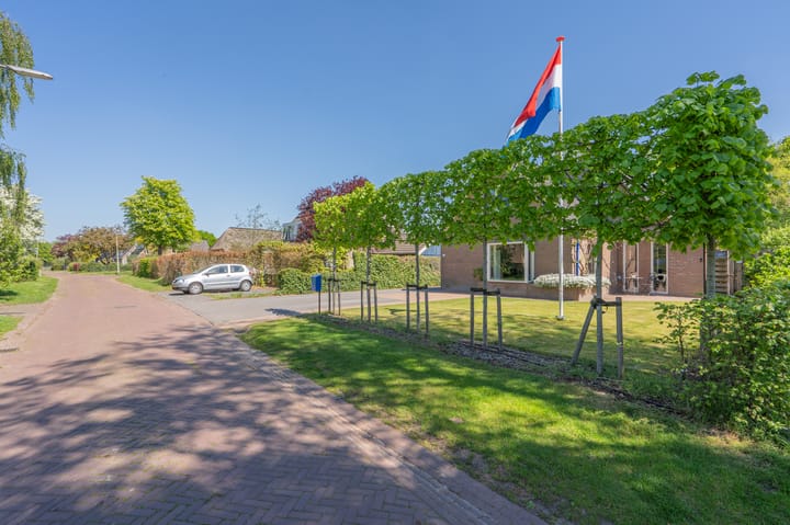 Foto 8 van Middenstraat 6