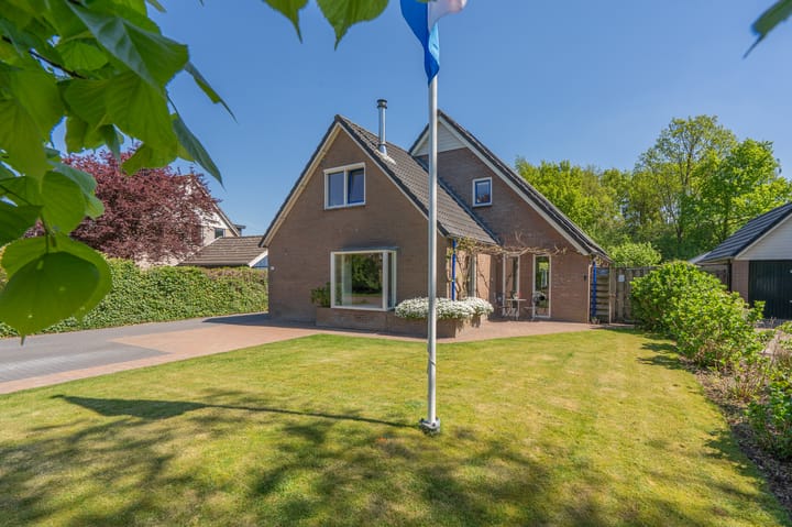 Foto 9 van Middenstraat 6