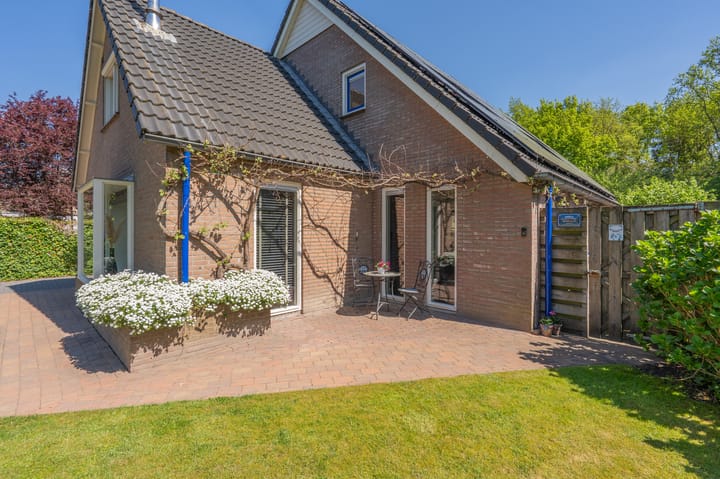 Foto 13 van Middenstraat 6