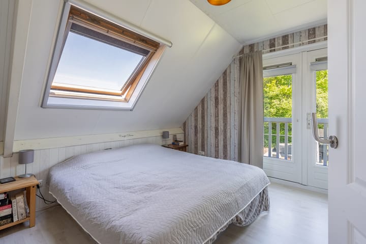 Foto 42 van Middenstraat 6