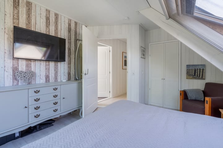 Foto 44 van Middenstraat 6