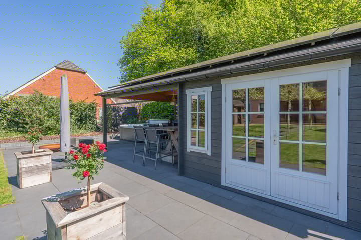 Foto 61 van Middenstraat 6