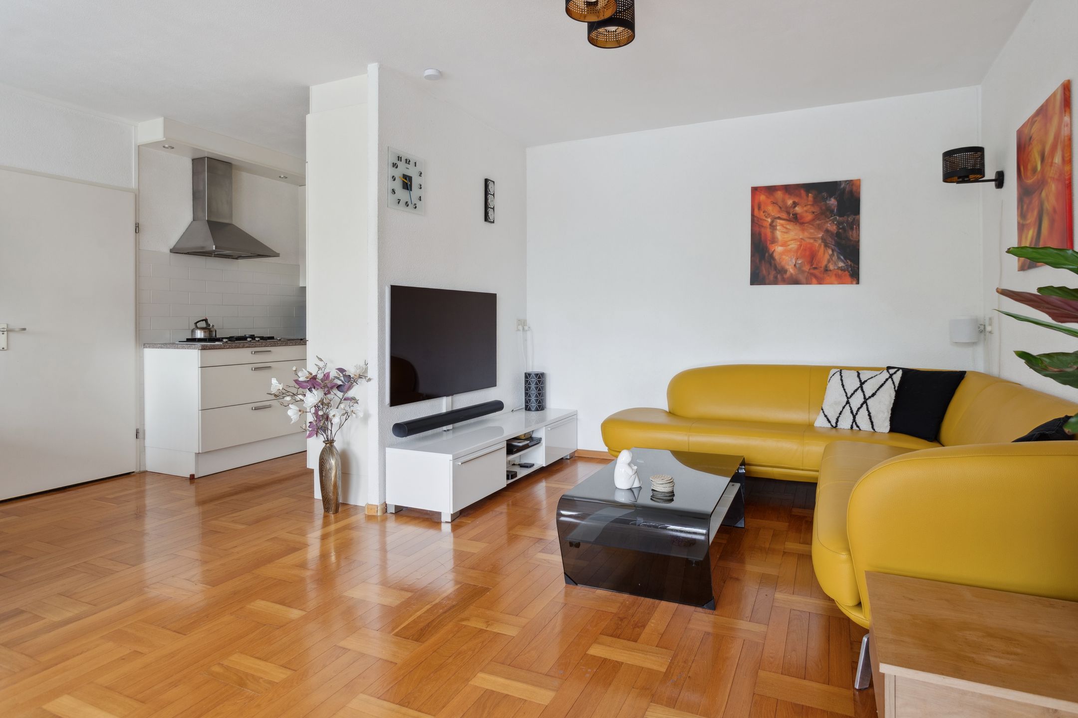 Foto 9 van Karawanken 6