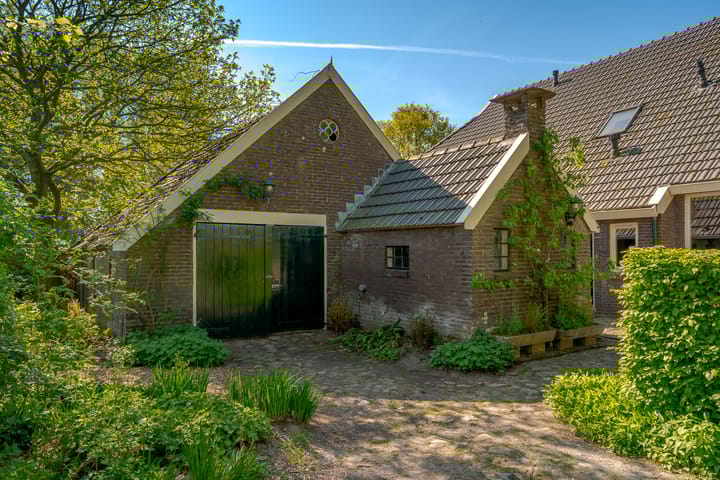 Foto 10 van Hoofdweg 207