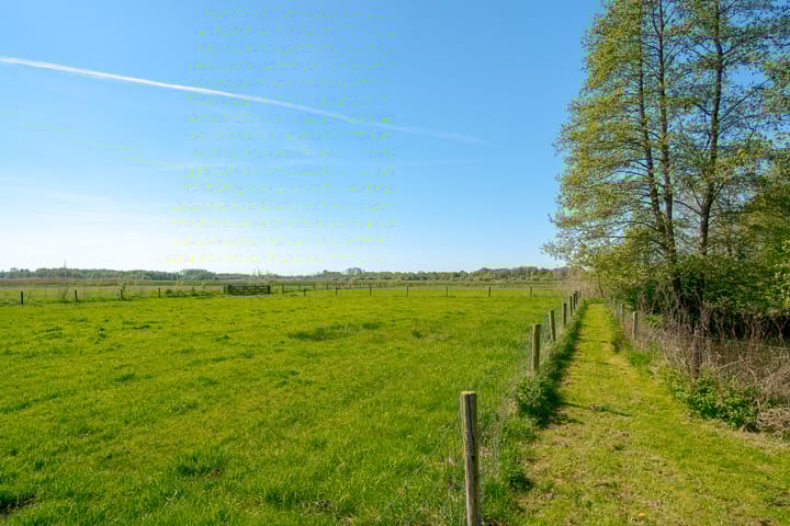 Foto 21 van Hoofdweg 207