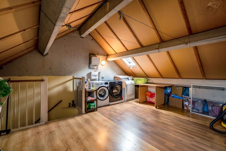 Foto 32 van Bunschotenstraat 6