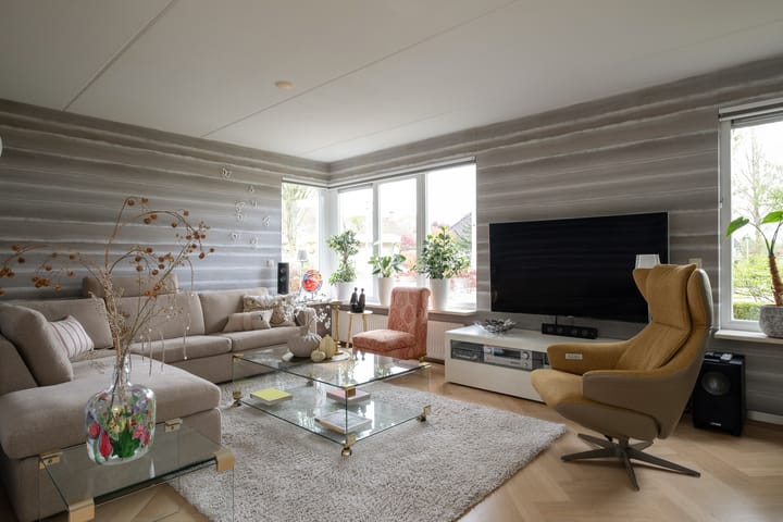 Photo 11 of Weemselo 1