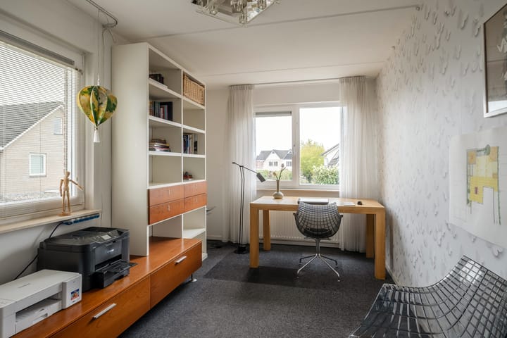 Photo 26 of Weemselo 1