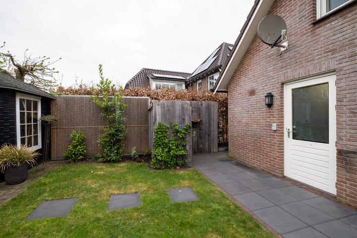 Photo 46 of Weemselo 1