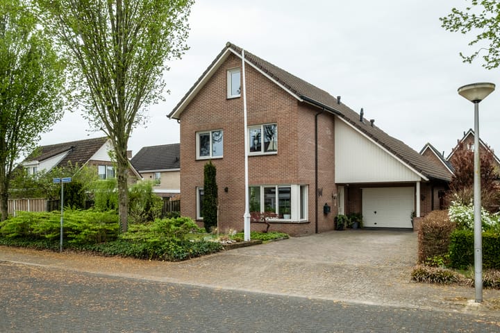 Photo 48 of Weemselo 1