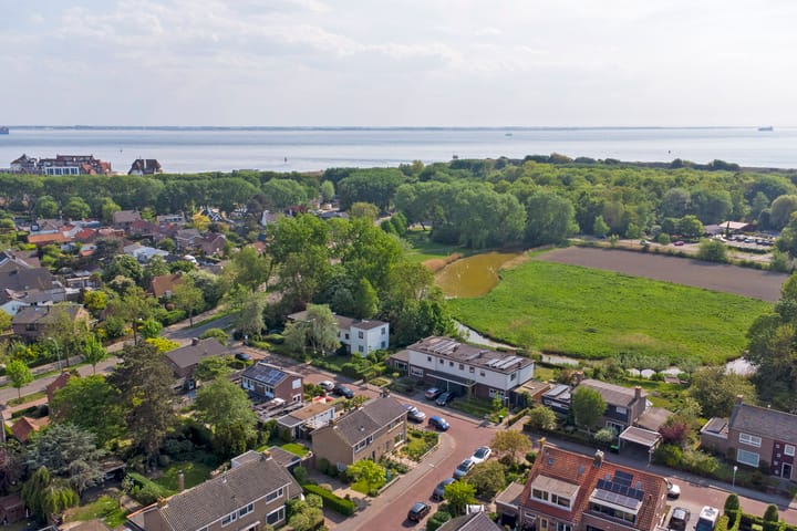 Foto 32 van Sint Eustatiuslaan 4