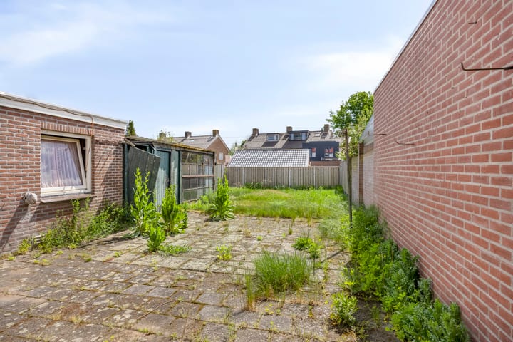 Photo 18 of Margrietstraat 8