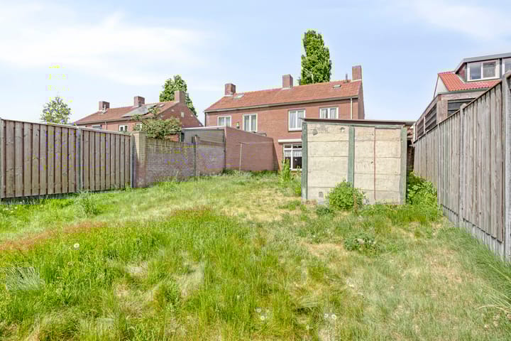 Photo 21 of Margrietstraat 8