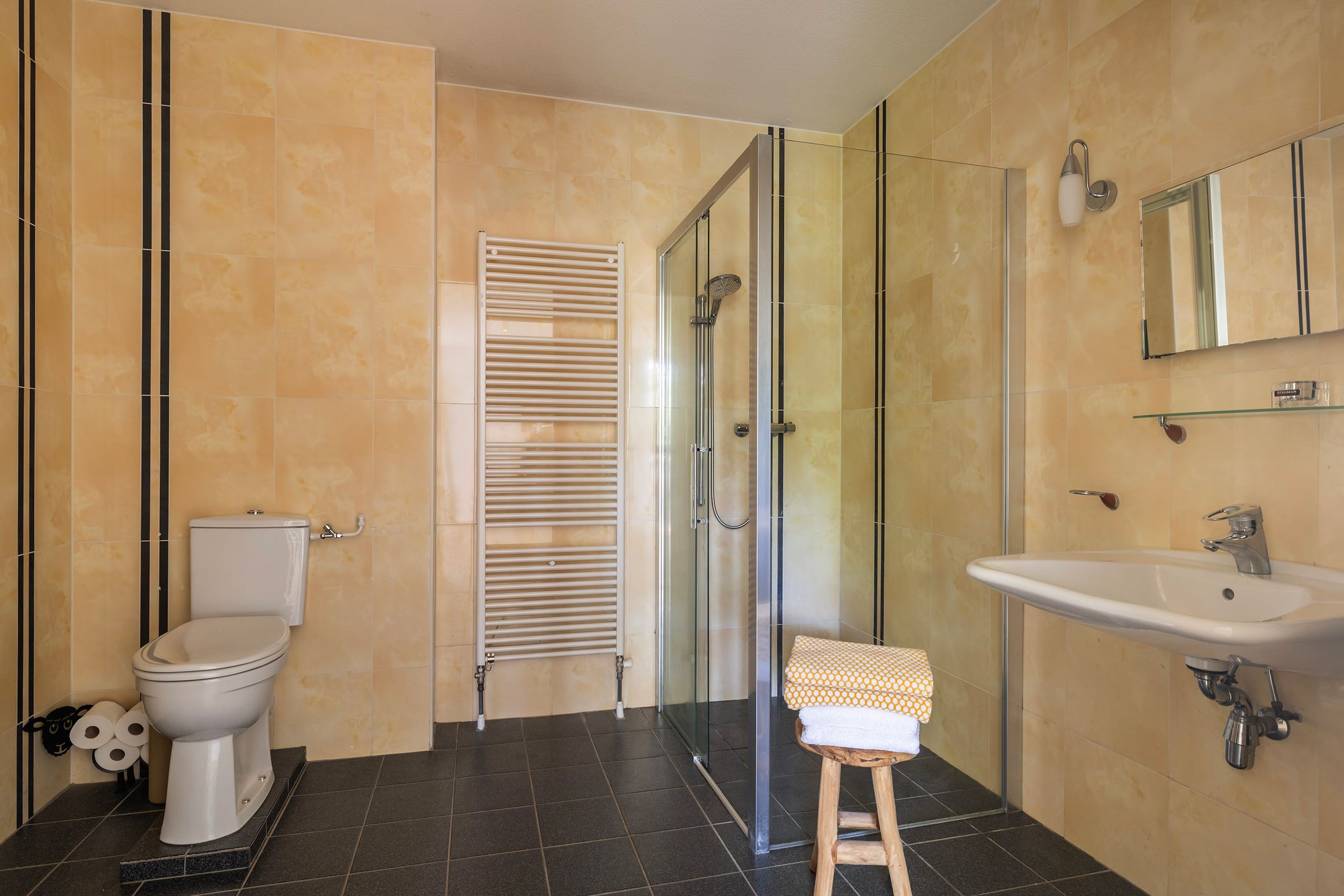 Foto 27 van Finsponglaan 9