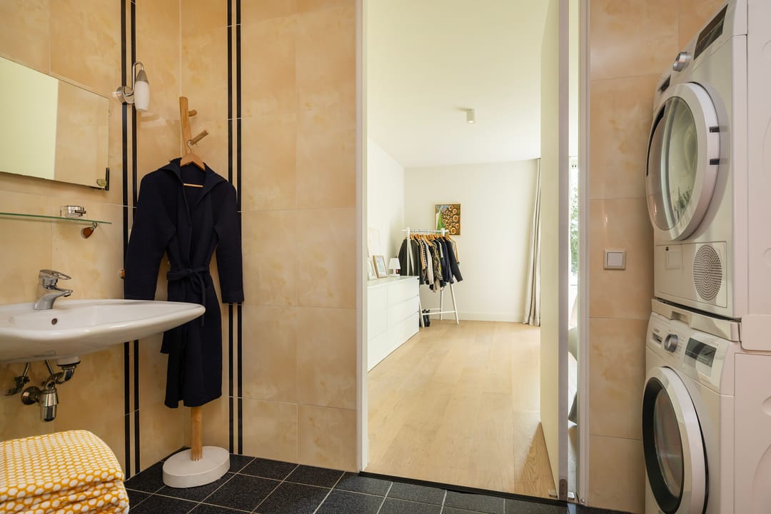 Foto 28 van Finsponglaan 9