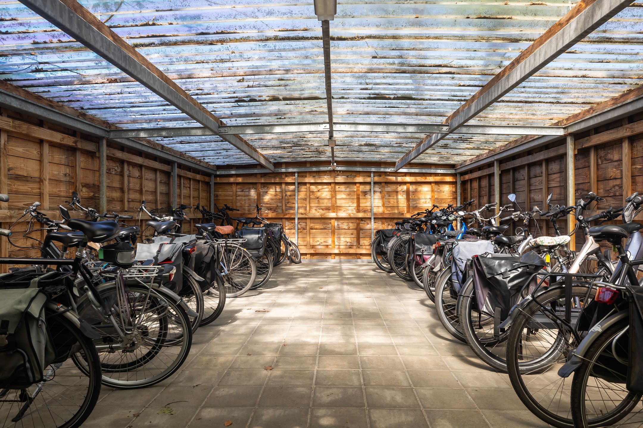 Foto 42 van Finsponglaan 9