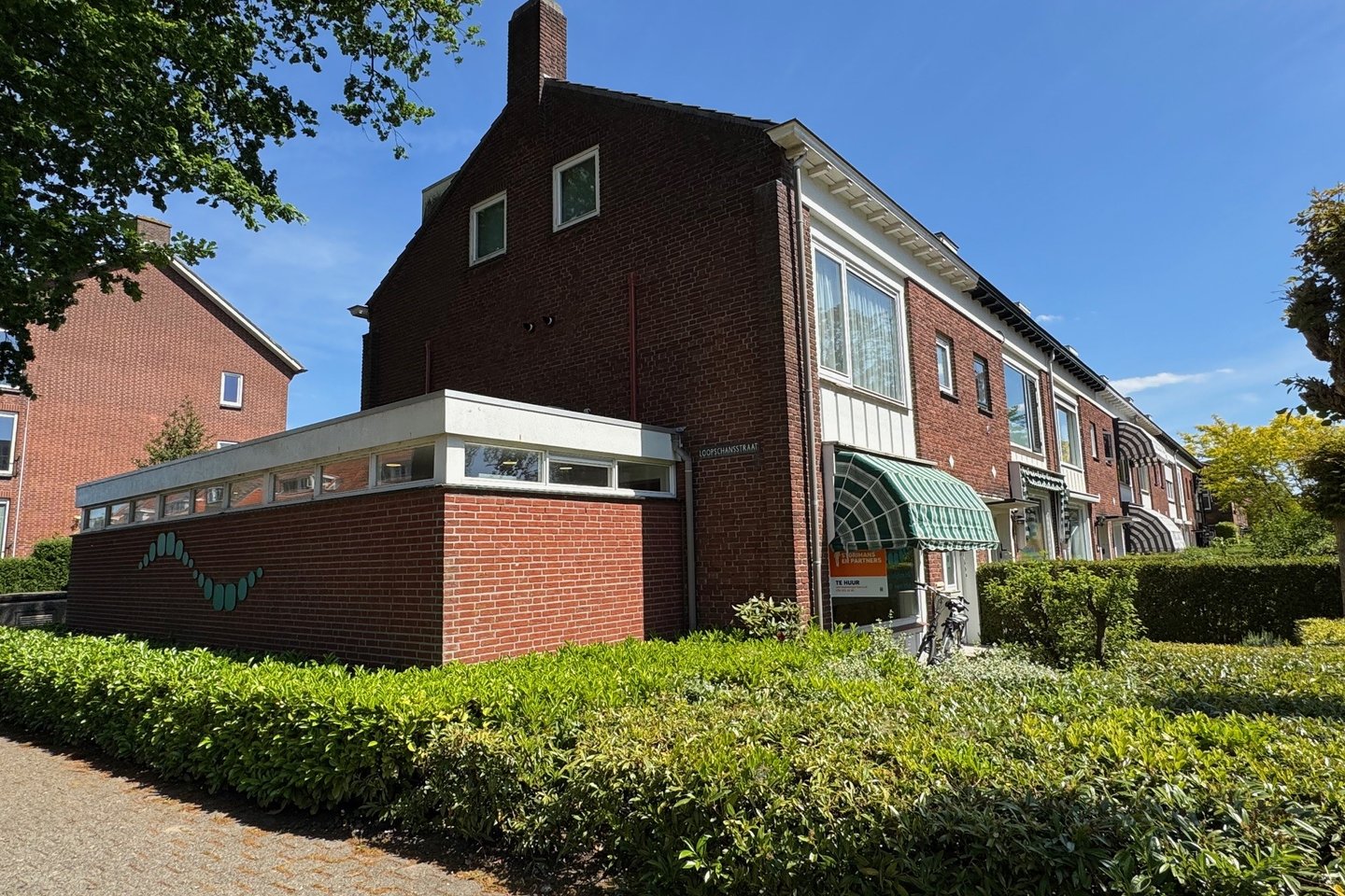 Bekijk foto 2 van St. Ignatiusstraat 23
