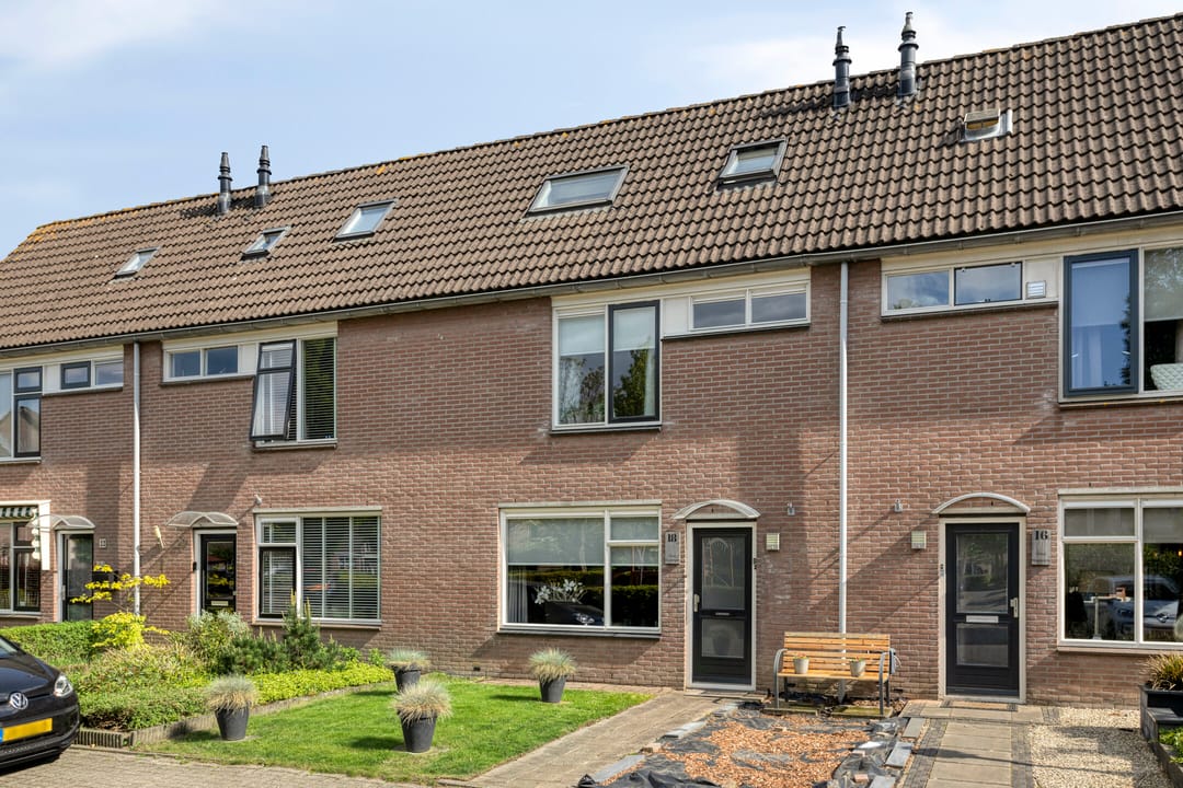 Foto 1 van Vedergras 18