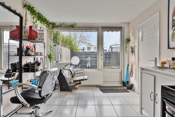 Foto 20 van Tholenstraat 140