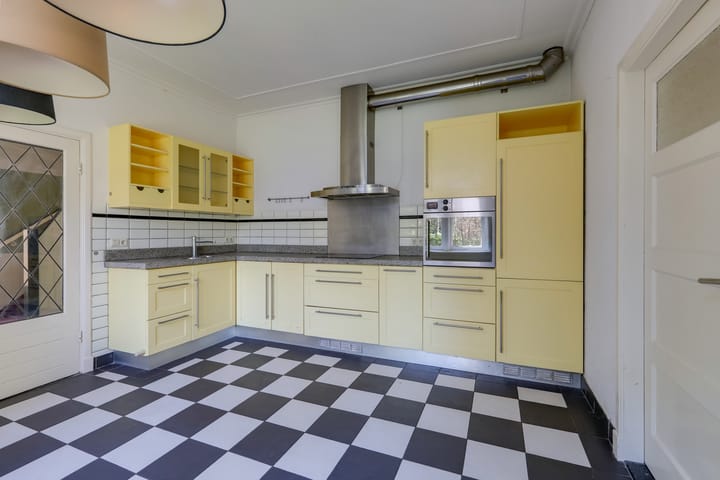 Foto 12 van Meester Lovinklaan 55