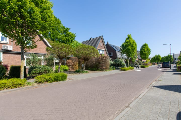 Foto 29 van Meester Lovinklaan 55