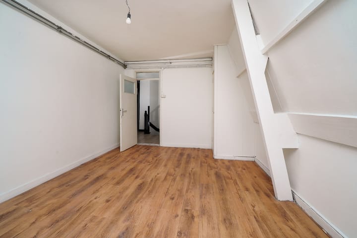 Photo 13 of Mathenesserweg 149-A04