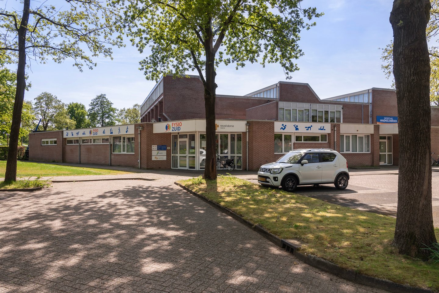 Bekijk foto 2 van Leemhorst 1