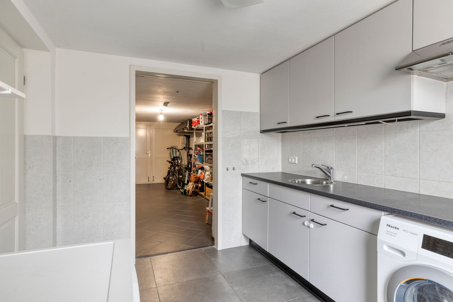 Photo 19 of de Loo 45