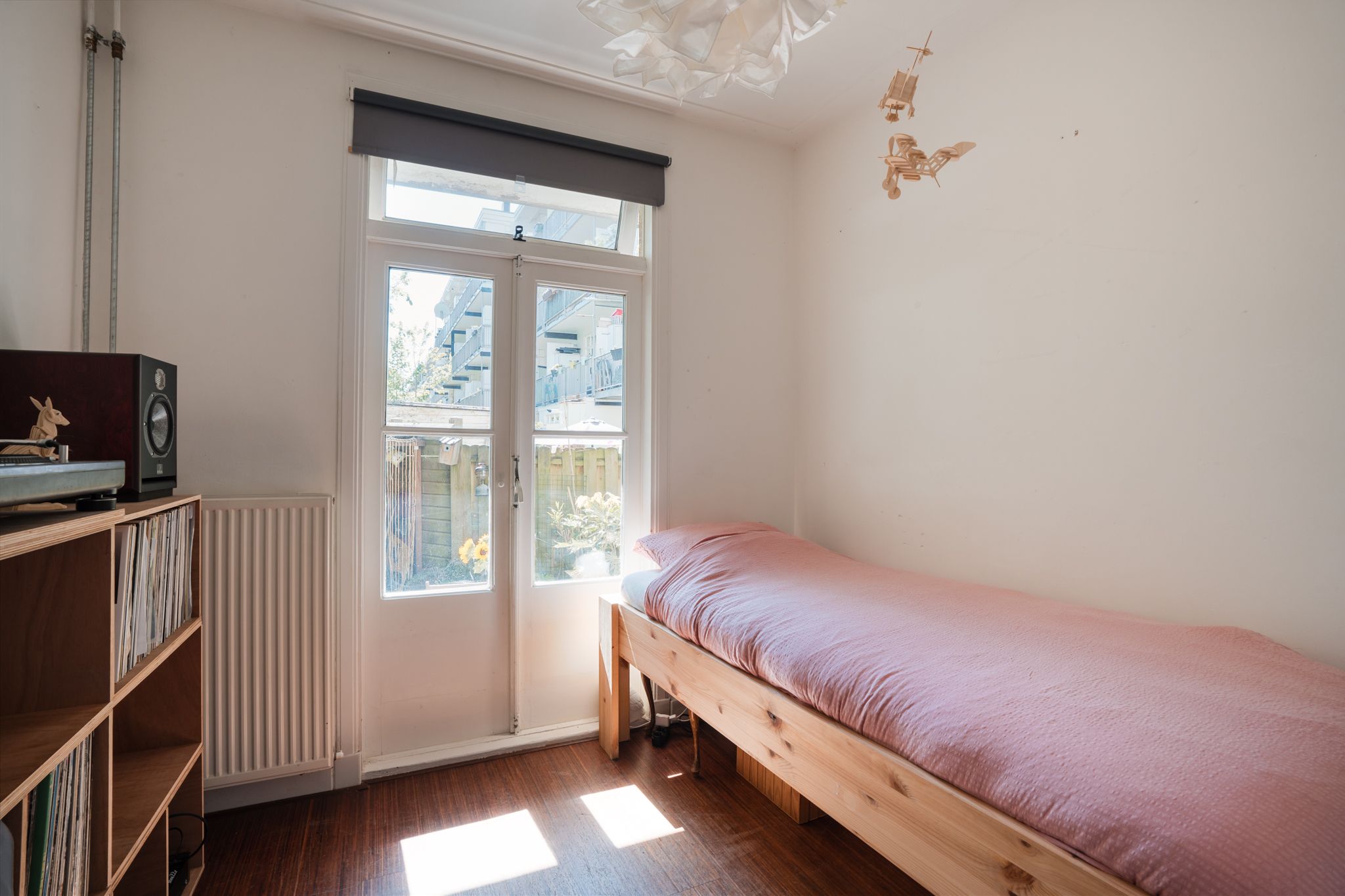 Foto 18 van Jan van Galenstraat 227-H