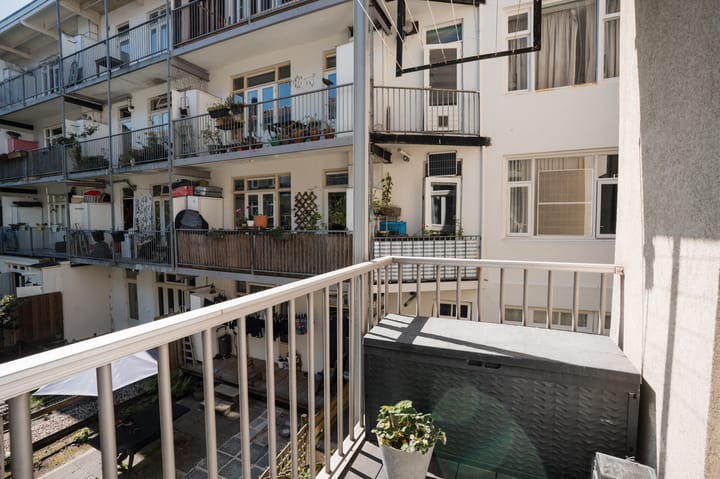 Foto 23 van Jan van Galenstraat 227-H