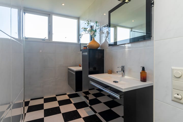 Photo 37 of De Rhijenhof 13-A