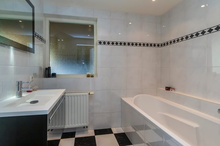 Photo 45 of De Rhijenhof 13-A