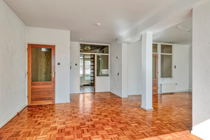 Foto 10 van Paramaribostraat 27