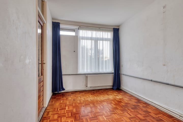 Foto 24 van Paramaribostraat 27