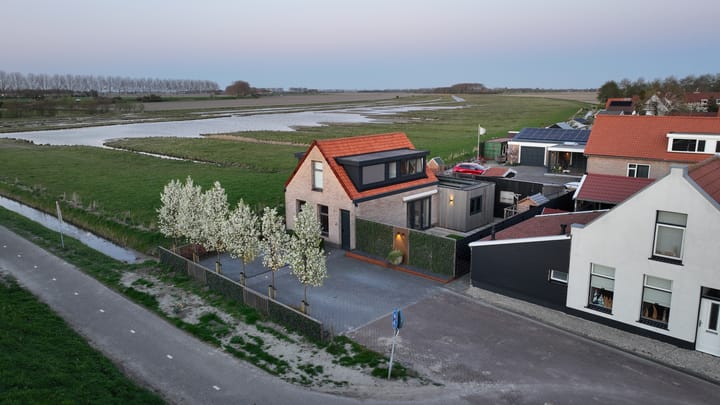 Foto 47 van Tuinstraat 10