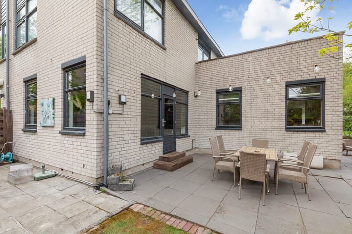 Foto 15 van Roemer Visscherstraat 360