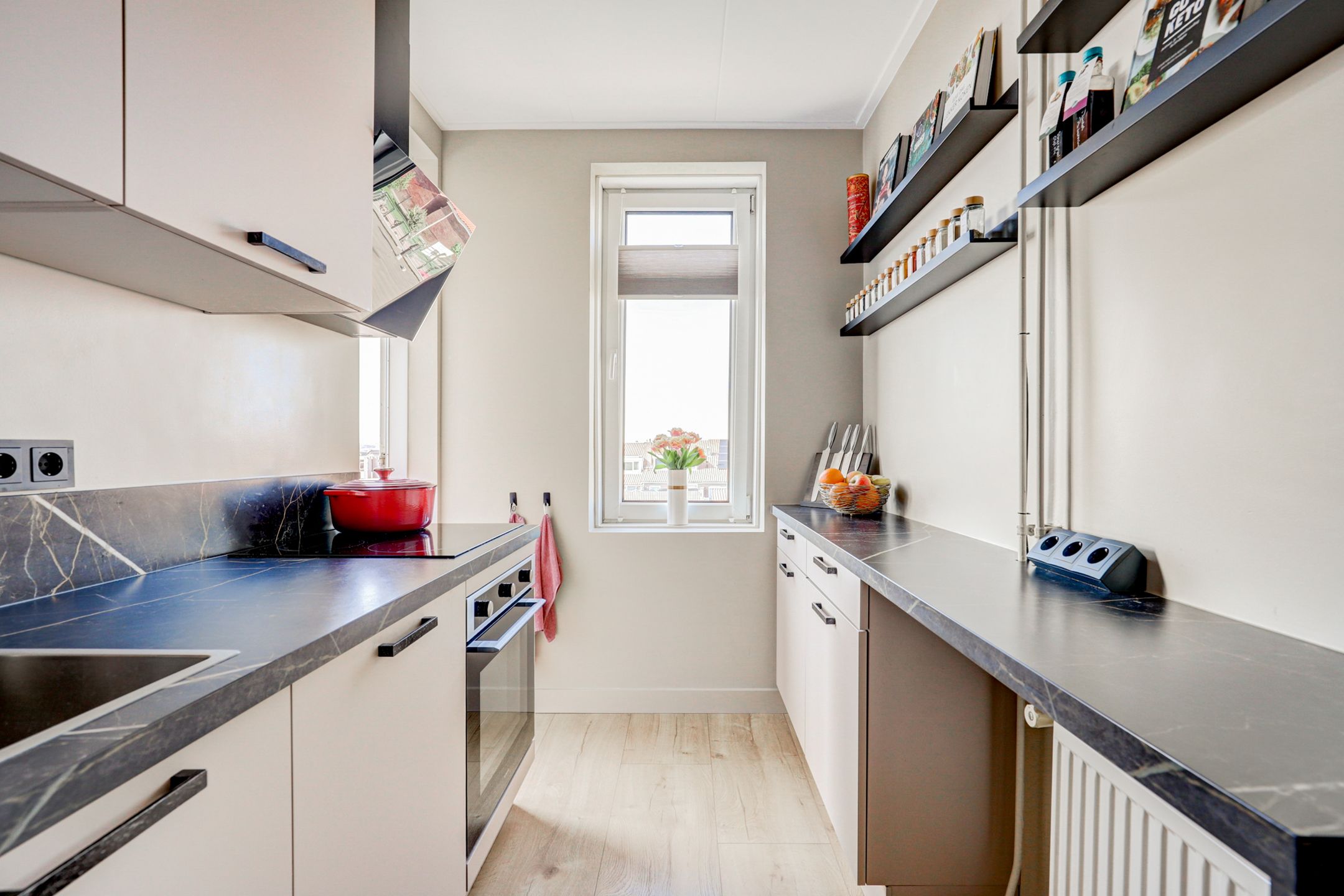 Foto 24 van Rijnmond 33