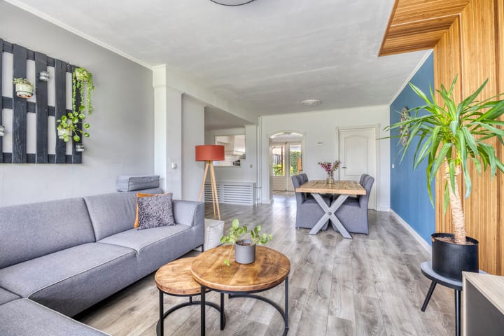 Foto 9 van Deurvorststraat 3