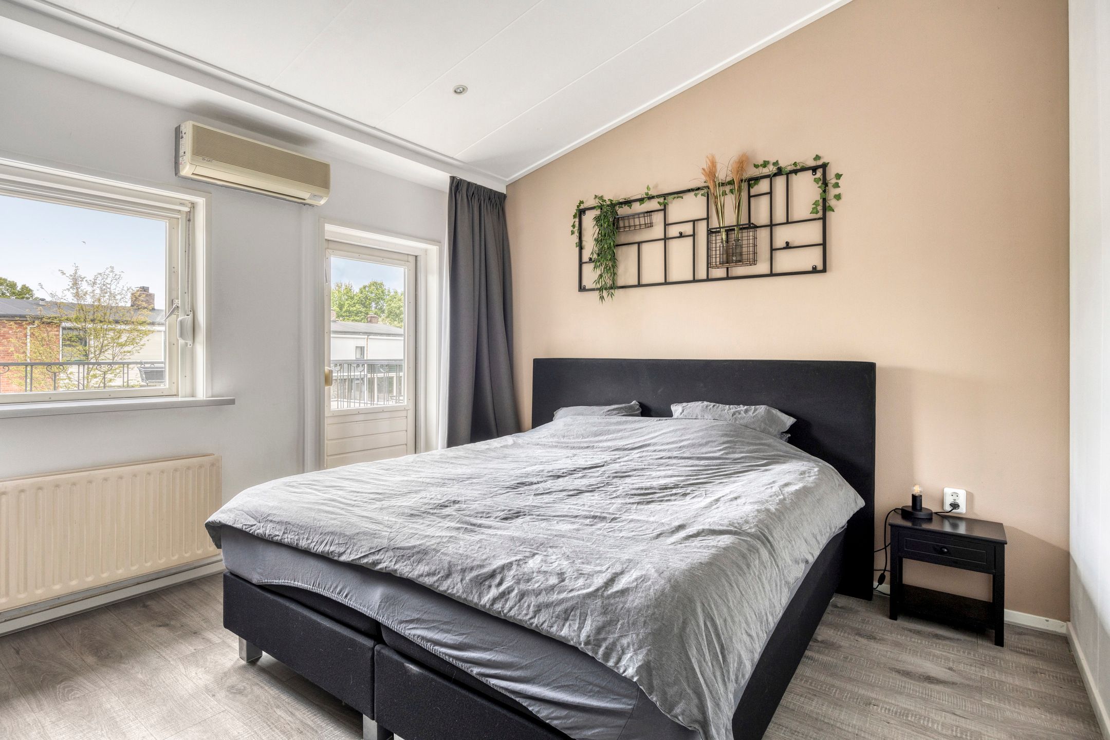 Foto 21 van Deurvorststraat 3