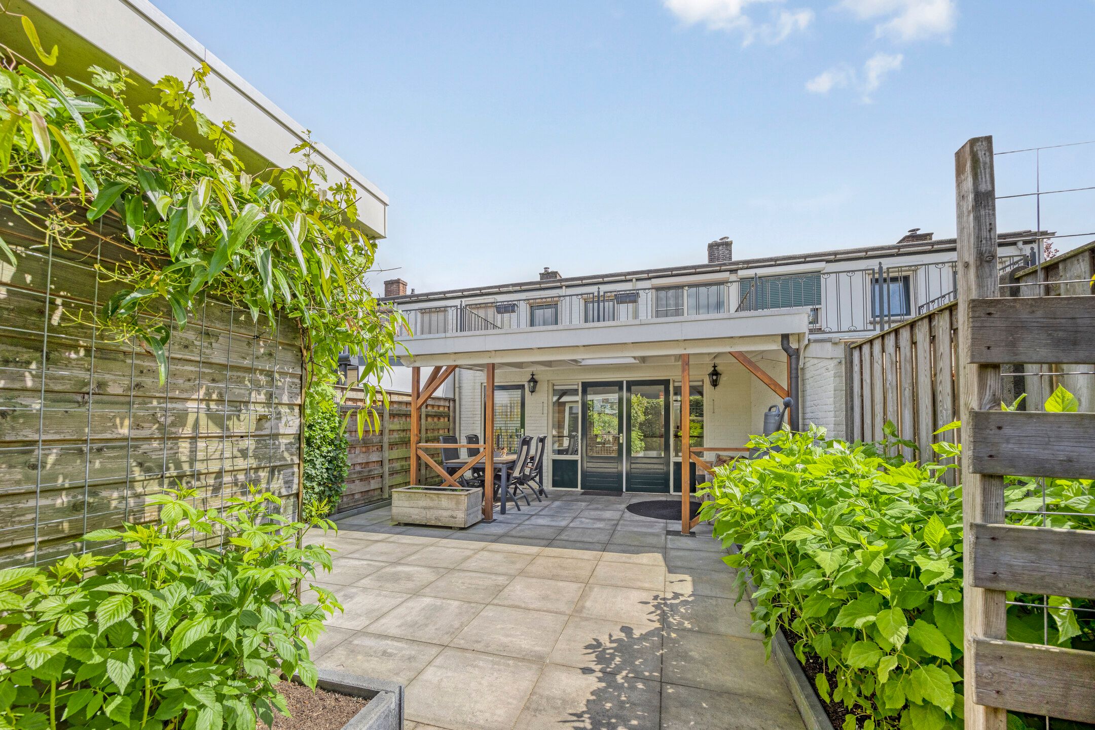 Foto 30 van Deurvorststraat 3