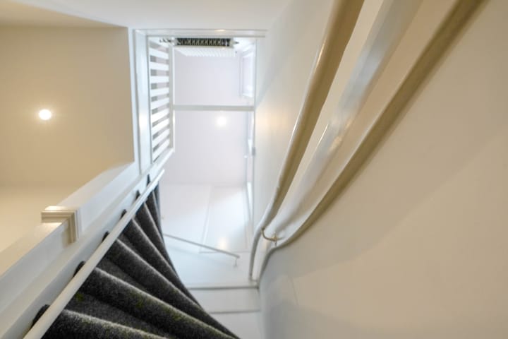 Foto 5 van Waldeck Pyrmontkade 675-A