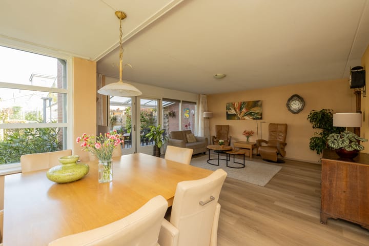 Foto 13 van Anne Vondelingplantsoen 18