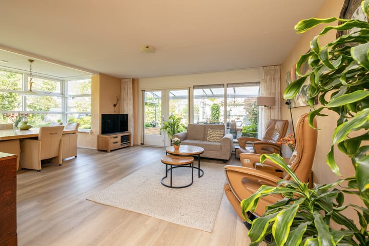 Foto 21 van Anne Vondelingplantsoen 18