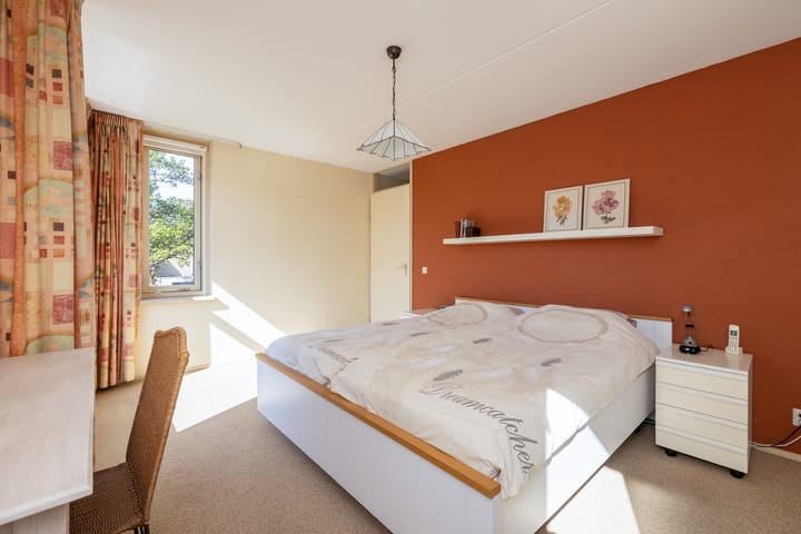 Foto 40 van Anne Vondelingplantsoen 18