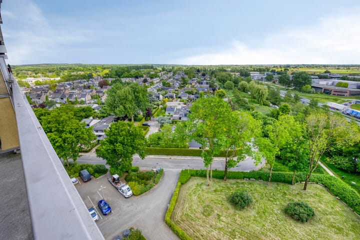 Foto 18 van Aalscholversingel 584