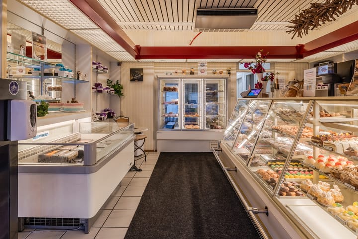 Photo 58 of Amsterdamsestraatweg 585