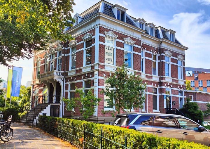 Emmaplein 2